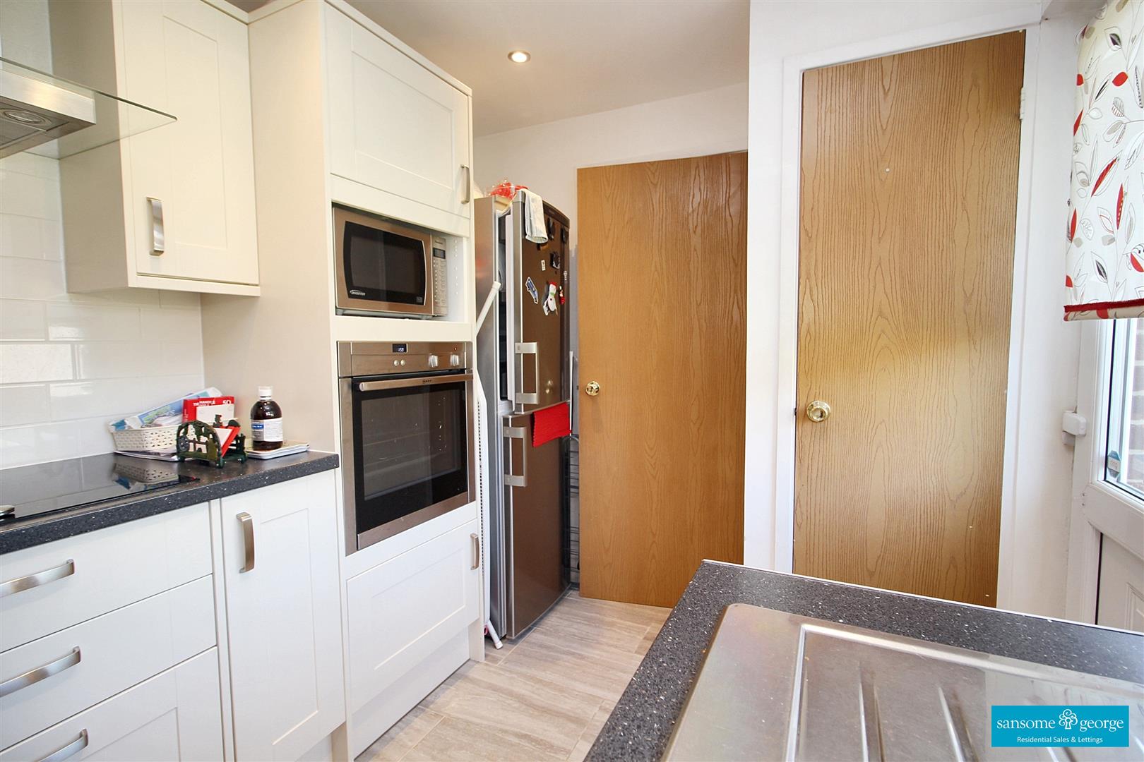 2 bed property in Condor Close, Tilehurst